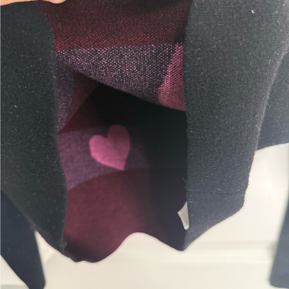 Nicole Miller Black Heart Pattern Women's Cropped Sweater in size M - Picture 6 of 7